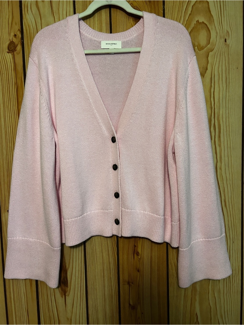 Banana Republic Light Pink Button-Front V-Neck Cardigan size XL